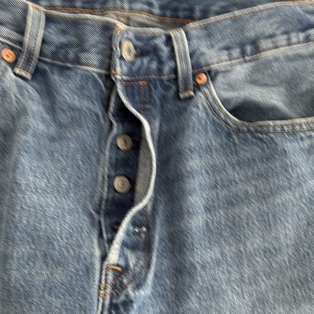 Men’s Levi jeans - Picture 8 of 10